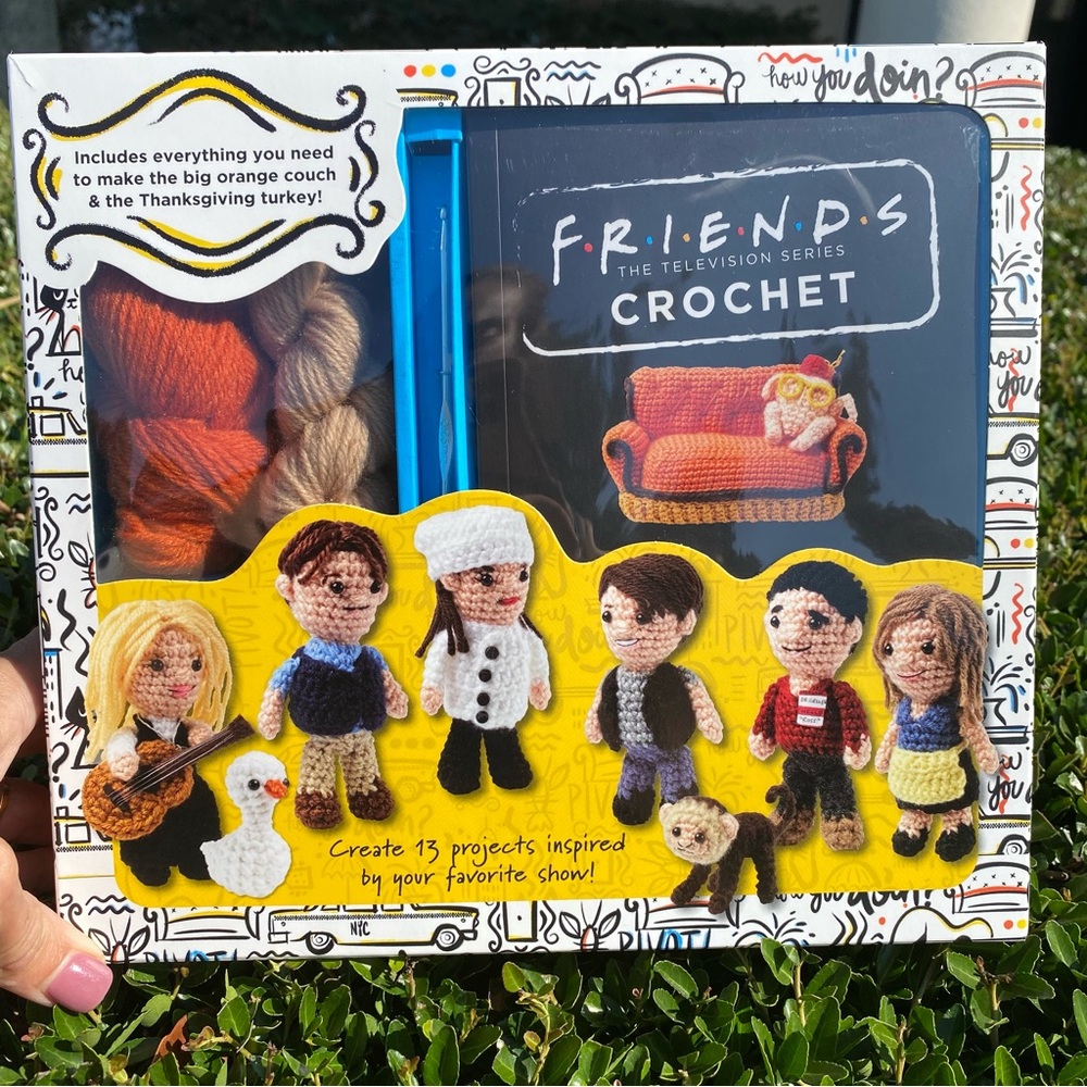 Friends TV Show Complete‎ DIY Crochet Kit Make 13 Characters & Accessorie…
